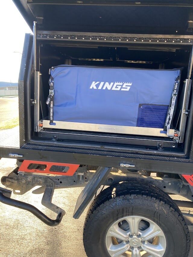 Sideways 4x4 Tilting Fridge Slide Closed (1)