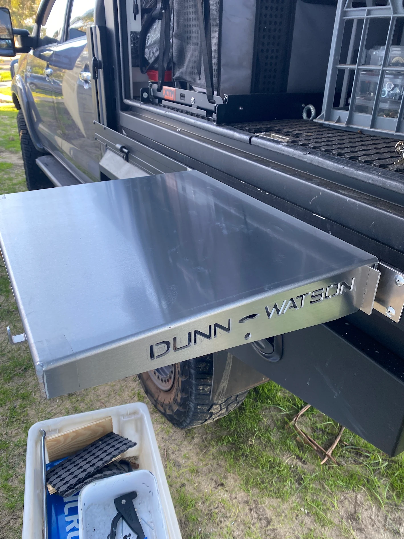 Clip On Bench Customer 4wd Canopy