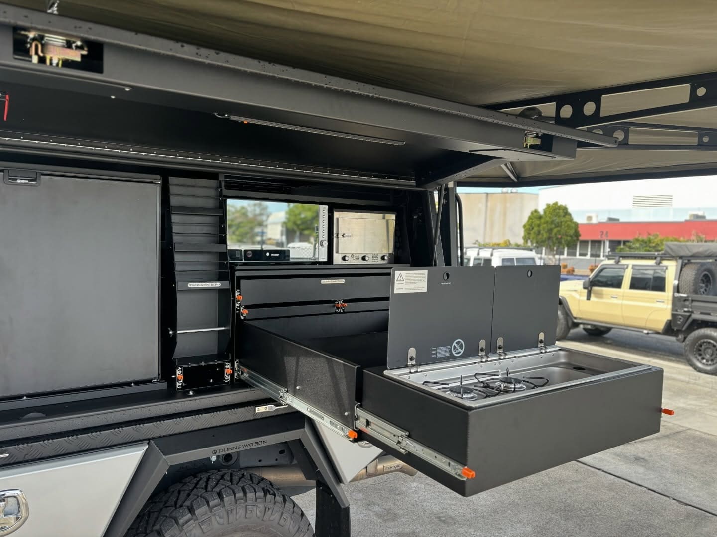 Dunn And Watson Locking Drawer Slide Image 4wd Canopy